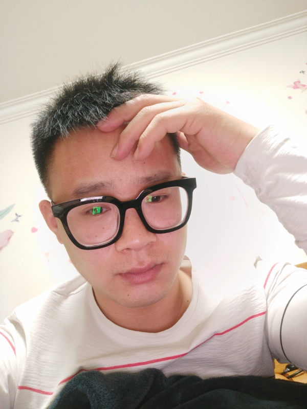 华灯初上的夜晚的第一张照片--邵武相亲网
