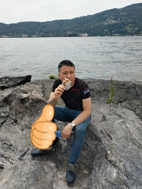 绚烂背后的平淡的第一张照片--邵武相亲网