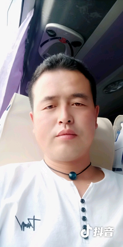 瞬间被爱上的第一张照片--邵武相亲网