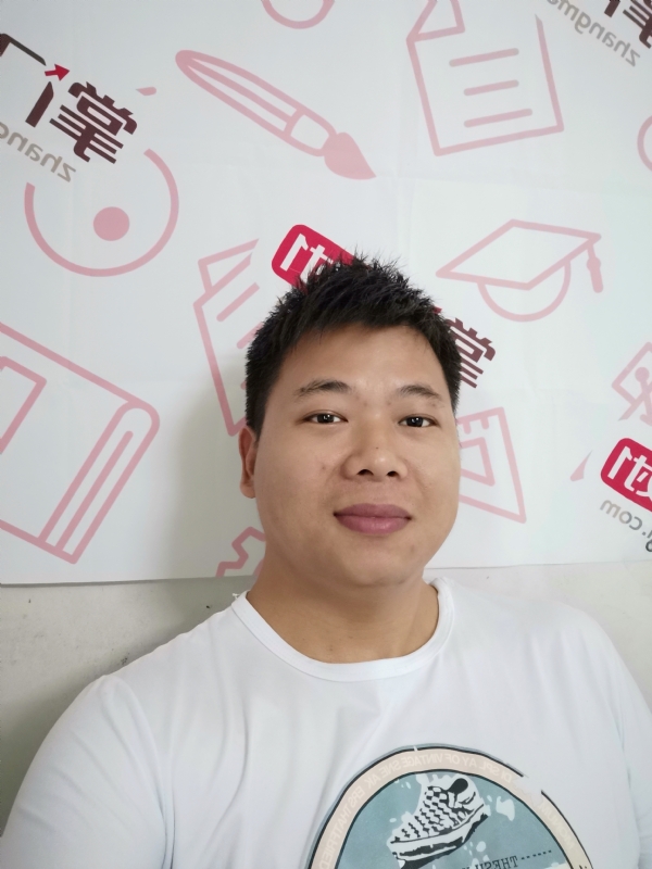 轻静地行走着的第一张照片--邵武相亲网