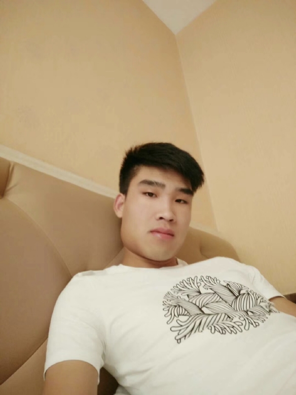 谁不曾孤单上路的第一张照片--邵武相亲网