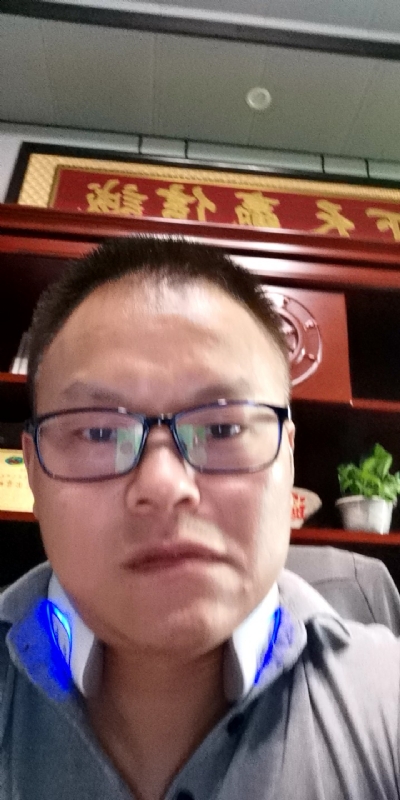 模具工匠的第一张照片--邵武相亲网