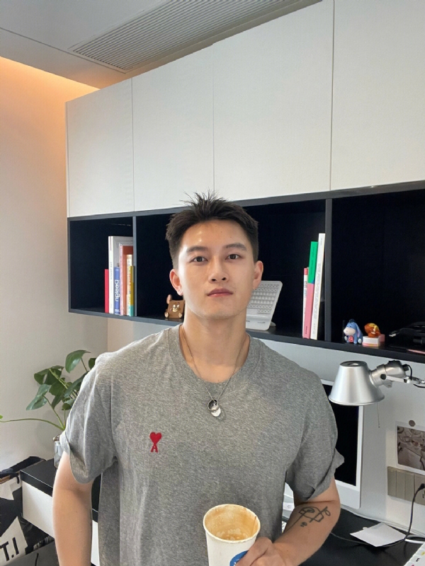 月光之下的第二张照片--邵武相亲网