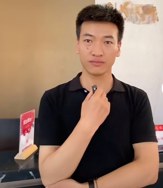 一杯梁白开的第一张照片--邵武相亲网